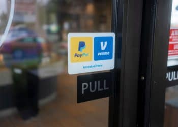 Venmo and paypal signs accepted in store