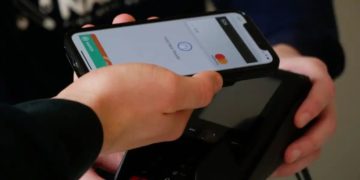 Does McDonald's accept Apple Pay