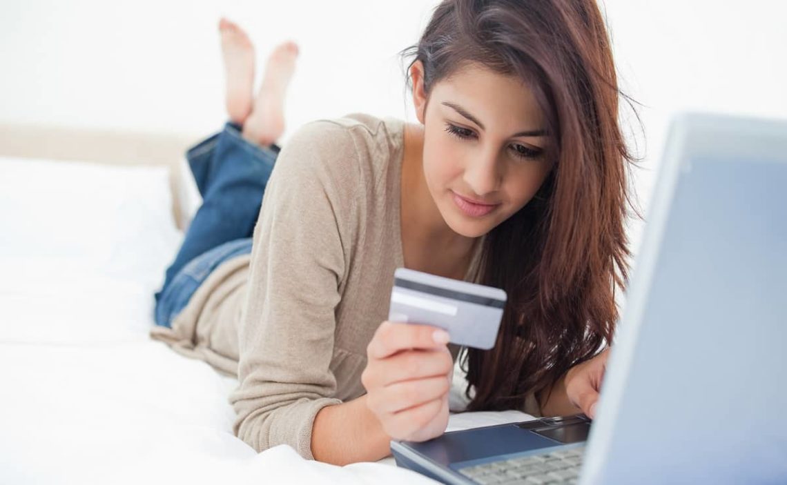 How to make a credit card payment QVC?