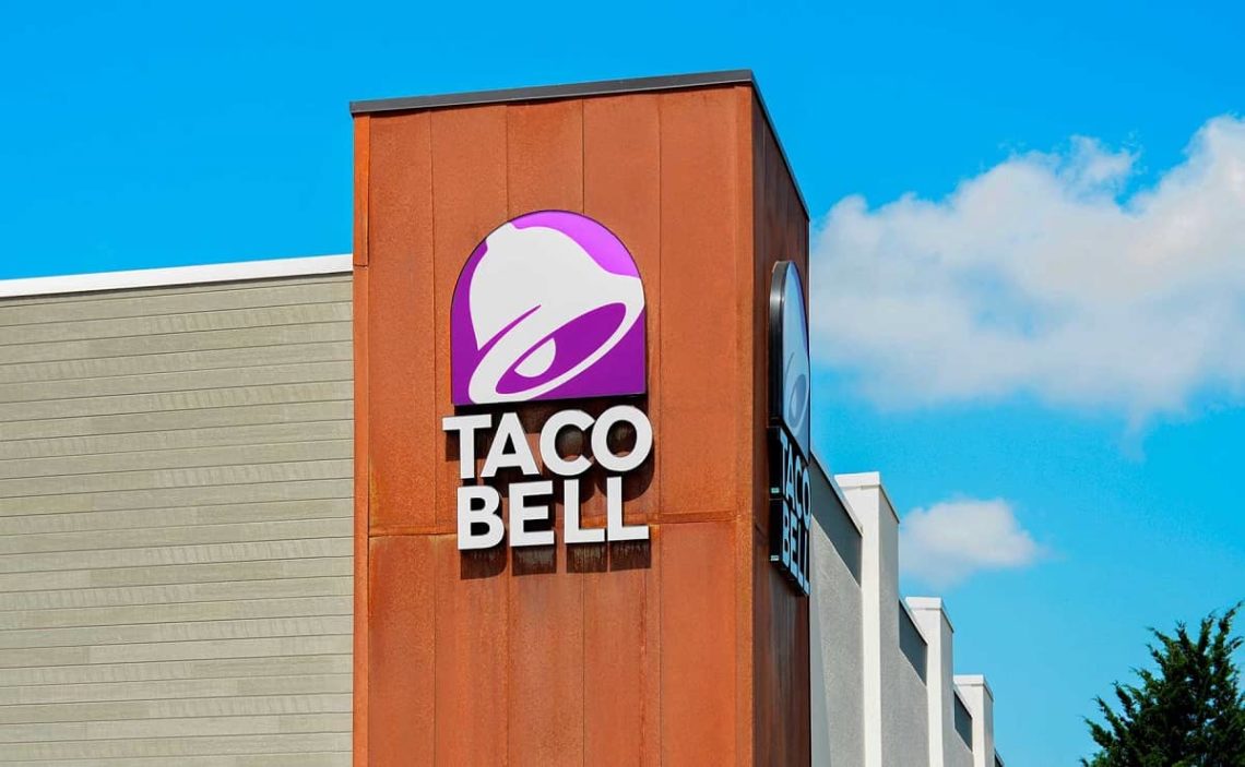 Can i pay at Taco Bell Apple Pay?