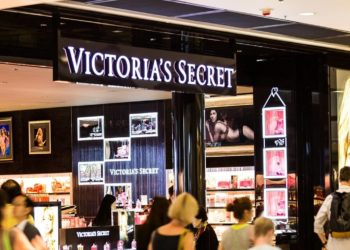 What stores can i use my Victoria's Secret Credit Card?