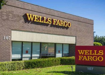 How to pay credit card bills online at Wells Fargo