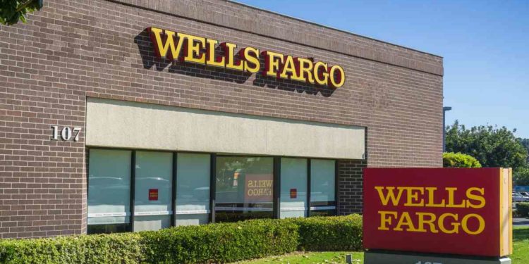 How to pay credit card bills online at Wells Fargo