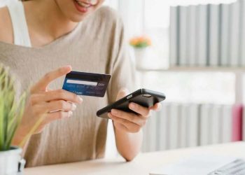 What Debit Cards work with Zelle?