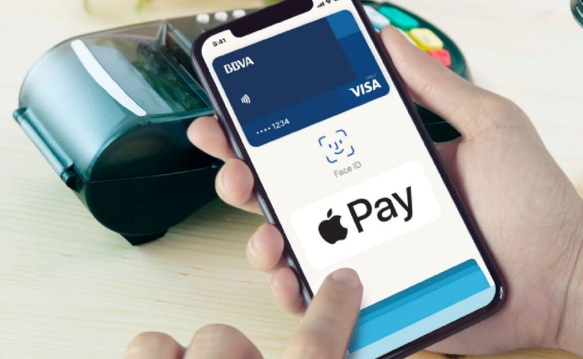 How to add a credit card to iPhone