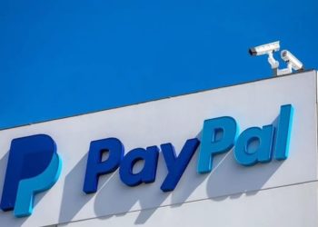 Paypal faces lawsuit for freezing accounts