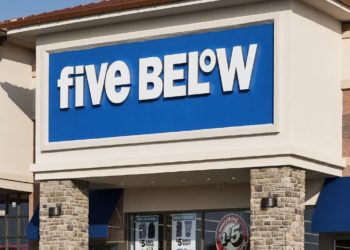 Does Five Below take Apple Pay?