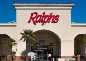 Does Ralph's take Apple Pay?
