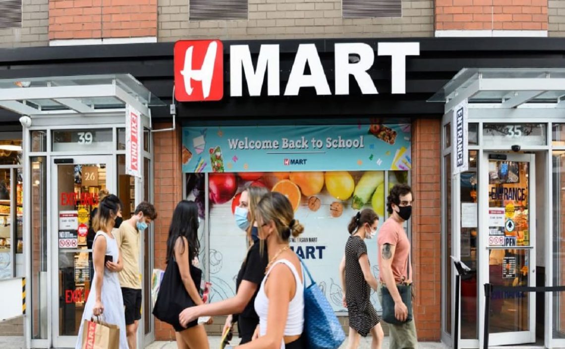 Does HMart accept EBT?