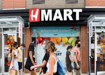 Does HMart accept EBT?