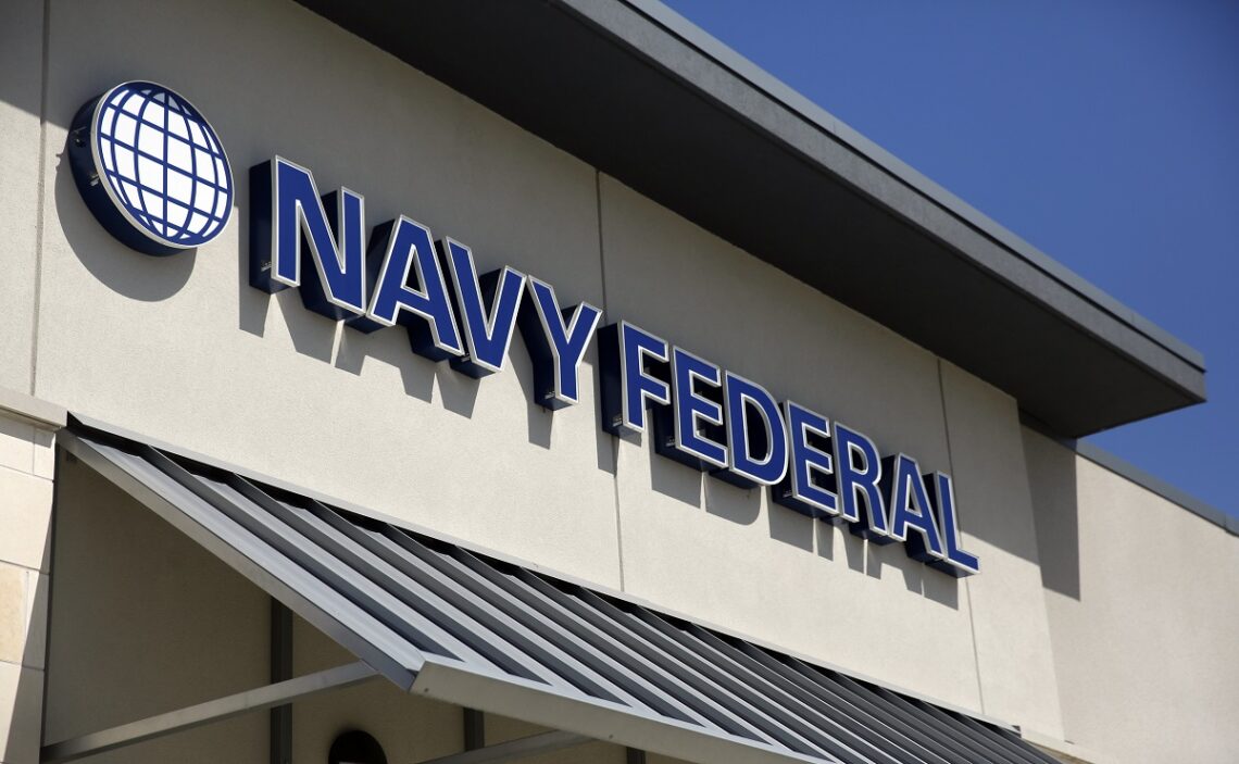 What time does Navy Federal Show Pending Deposits?