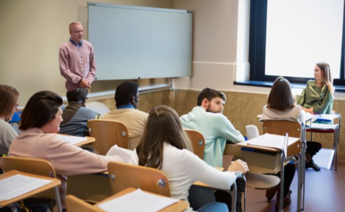 requirements for SIUE scholarships